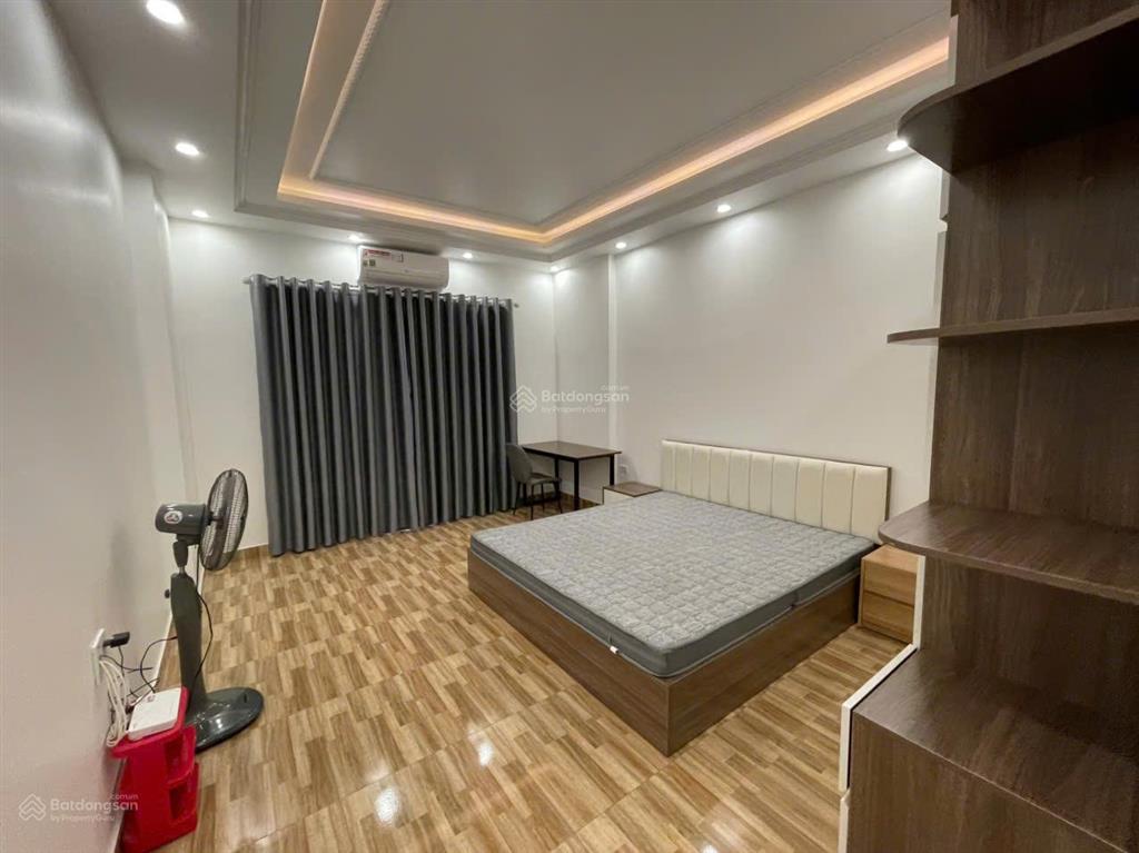 Cho thuê nhà phố văn cao, dt 60m2, 4 phòng ngủ, nội thất mới