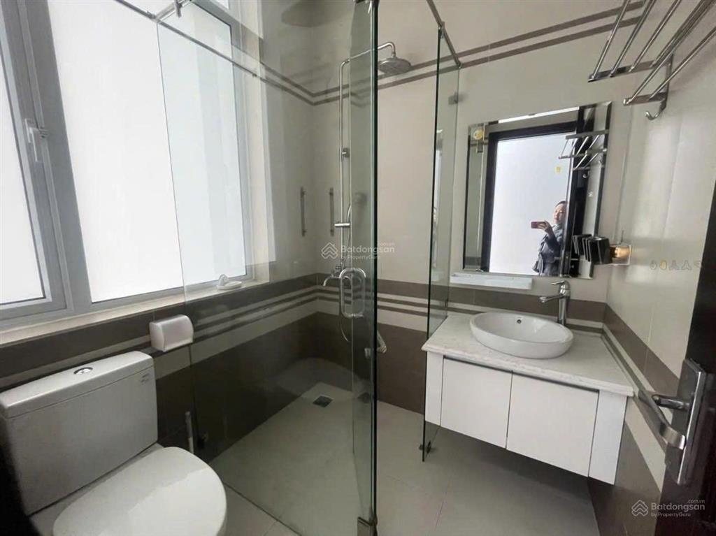 Cho thuê căn hộ mini 1 ngủ tách bếp rộng (40m2) waterfront city.