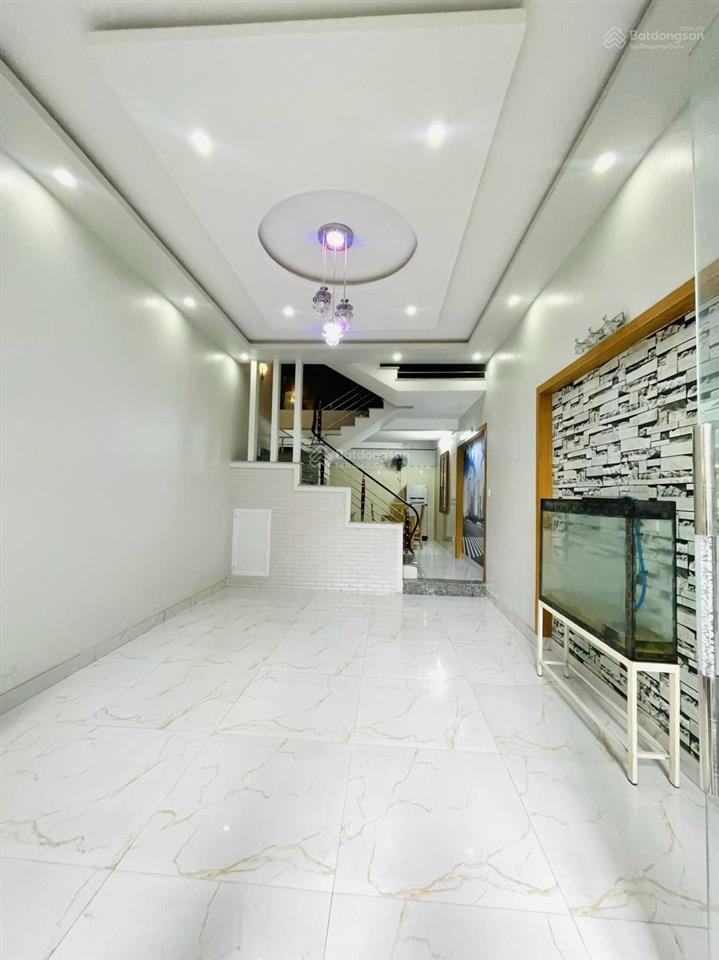 Cho thuê nhà nguyên căn phố văn cao, dt 55m2, 4 phòng ngủ full đồ.