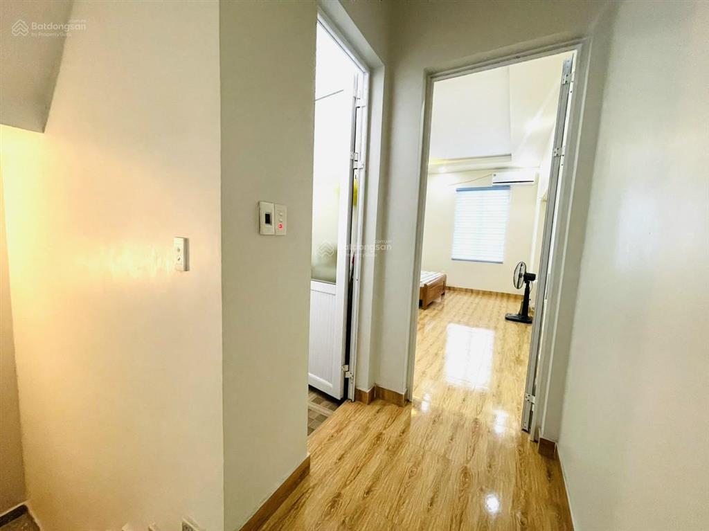 Cho thuê nhà nguyên căn phố văn cao, dt 55m2, 4 phòng ngủ full đồ.