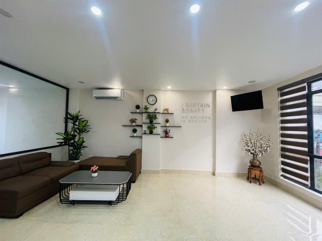 Cho thuê nhà khu phân lô văn cao, dt 45m2, 4 p.ngủ full đồ.