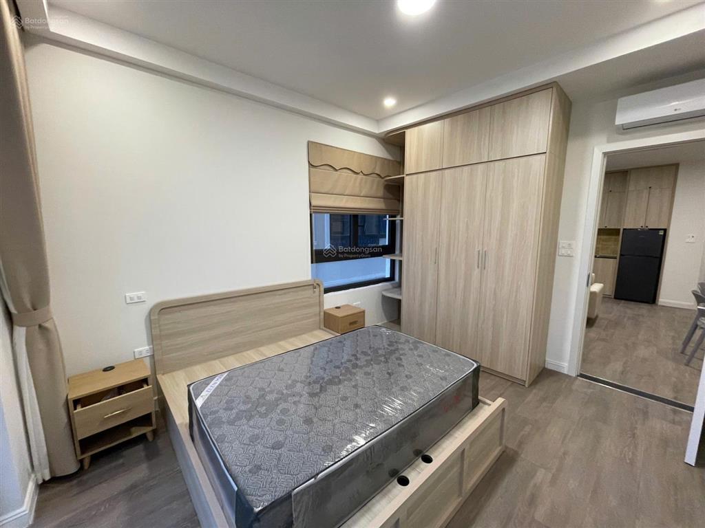 Cho thuê căn hộ 2 p. ngủ (70m2) full nội thất tại vinhomes vũ yên