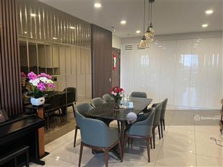 Bán căn 3pn  2wc waterina suite, view sông sài gòn, full nội thất có hđ thuê 33tr/th chỉ 16 tỷ