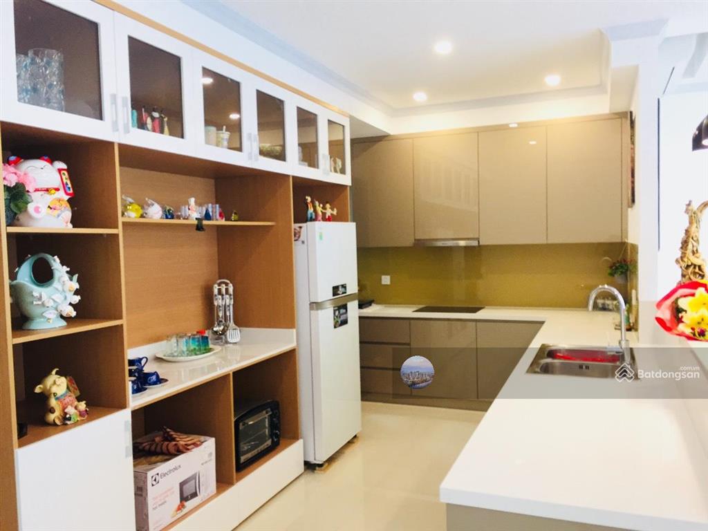 Bán căn 2pn  88m2  sarimi sala thủ thiêm, view hồ trung tâm giá chỉ 18 tỷ