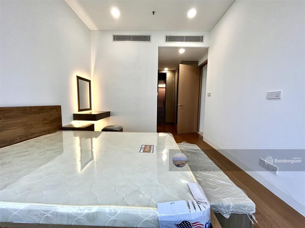 Bán căn 1pn  64m2 the river thủ thiêm, view đông nam nội thất cơ bản giá chỉ 11,5 tỷ