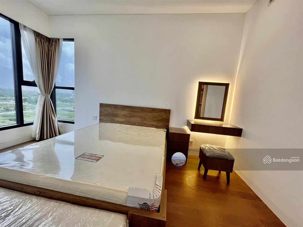 Bán căn 1pn  64m2 the river thủ thiêm, view đông nam nội thất cơ bản giá chỉ 11,5 tỷ