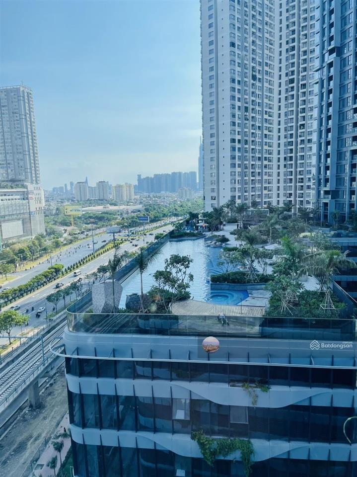 Bán căn 2pn  72m2 lumiere riverside, view landmark 81, giá chỉ 10,7 tỷ