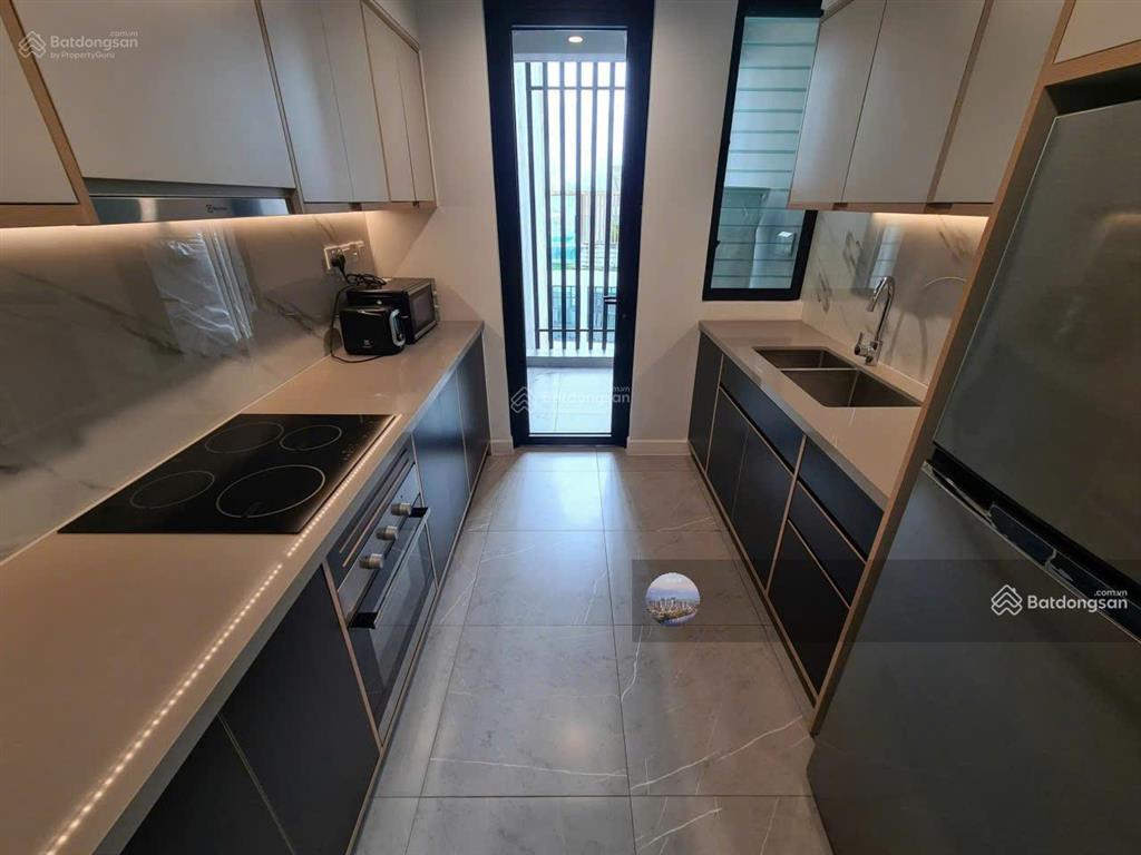 Bán căn 2pn  94m2 zenity q1  capitaland  nhà nội thất cơ bản giá chỉ 9,9 tỷ