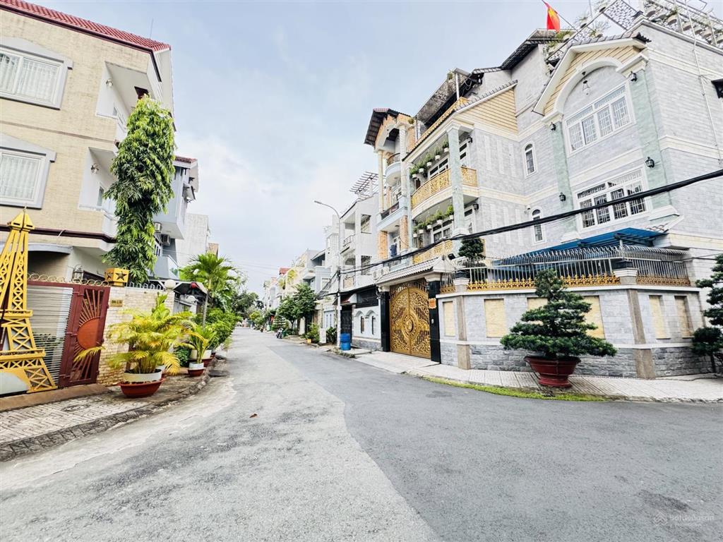 Bán đất biệt thự bình lợi p13  ngang 7m hiếm có  cách sông sg 100m  giá 19.5 tỷ