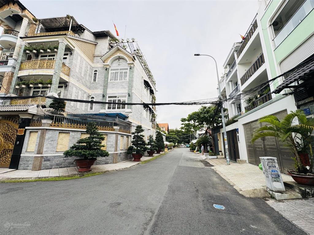 Bán đất biệt thự bình lợi p13  ngang 7m hiếm có  cách sông sg 100m  giá 19.5 tỷ