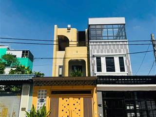 Nhà mới trệt 2 lầu, đường 38 hiệp bình chánh ngay chợ hiệp bình, giáp đường phạm văn đồng.