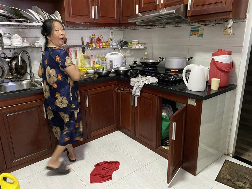 Nhà hẻm 3 gác đường số 6 linh tây  dt 58m2 ngang 4,5m  hẻm thông kinh doanh buôn bán được.