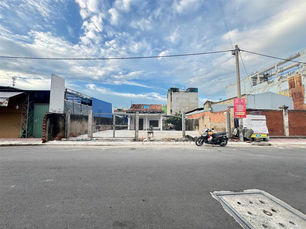Chủ ngộp giảm 6 tỷ  đất mt 400m2 đường 38 hbc  ngang 13m  xây cao tầng  34 tỷ