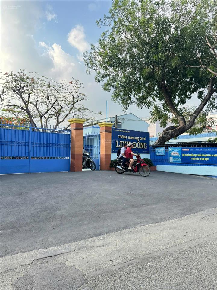 Nhà trệt lửng 113m2 full thổ ngang 4,35m nở hậu  giá hấp dẫn 6,99 tỷ tl  ngay trường c2 linh đông