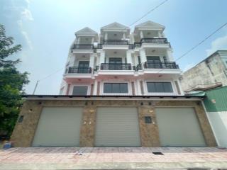Nhà mới 4 tầng có lửng  ngay chợ hiệp bình  đường rộng  phù hợp ở làm vpct hay cho thuê