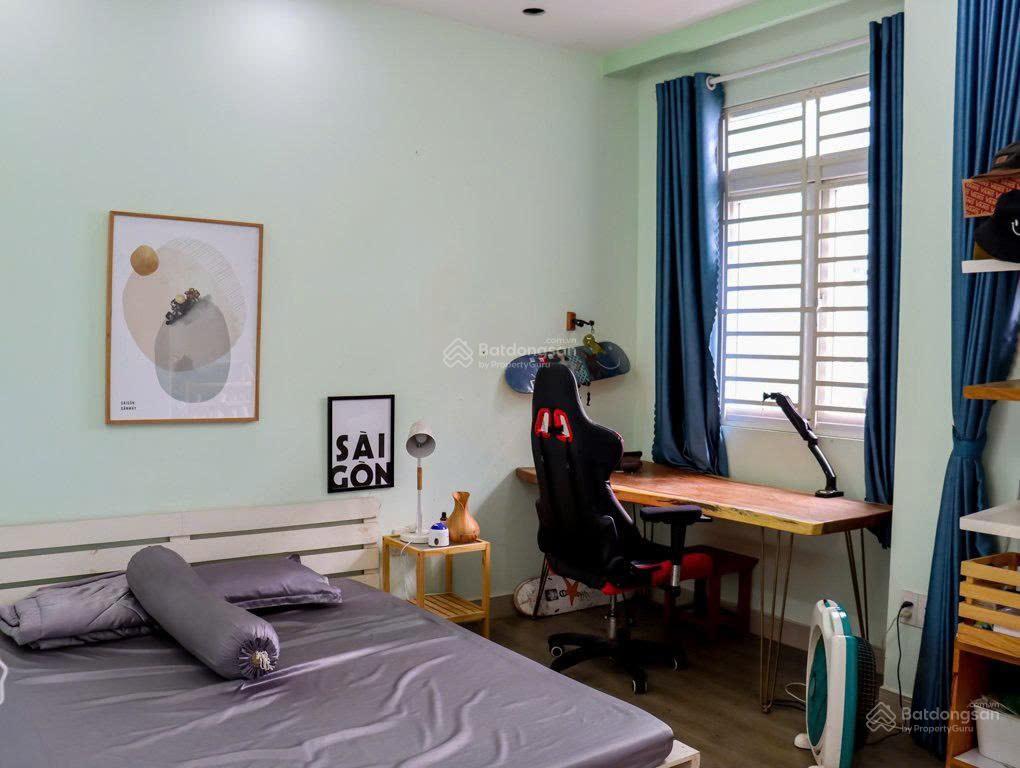 Nhà 4 tầng sân thượng, đường rộng 7m khu nhà đồng bộ, ngay chợ hiệp bình giáp đường phạm văn đồng