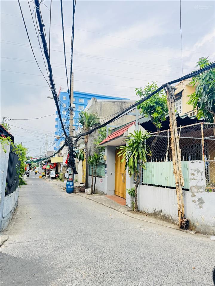 Đất hẻm xe hơi đường 34 kha vạn cân rẽ vào, ngay bến đò linh đông giáp sông giáp đl phạm văn đồng
