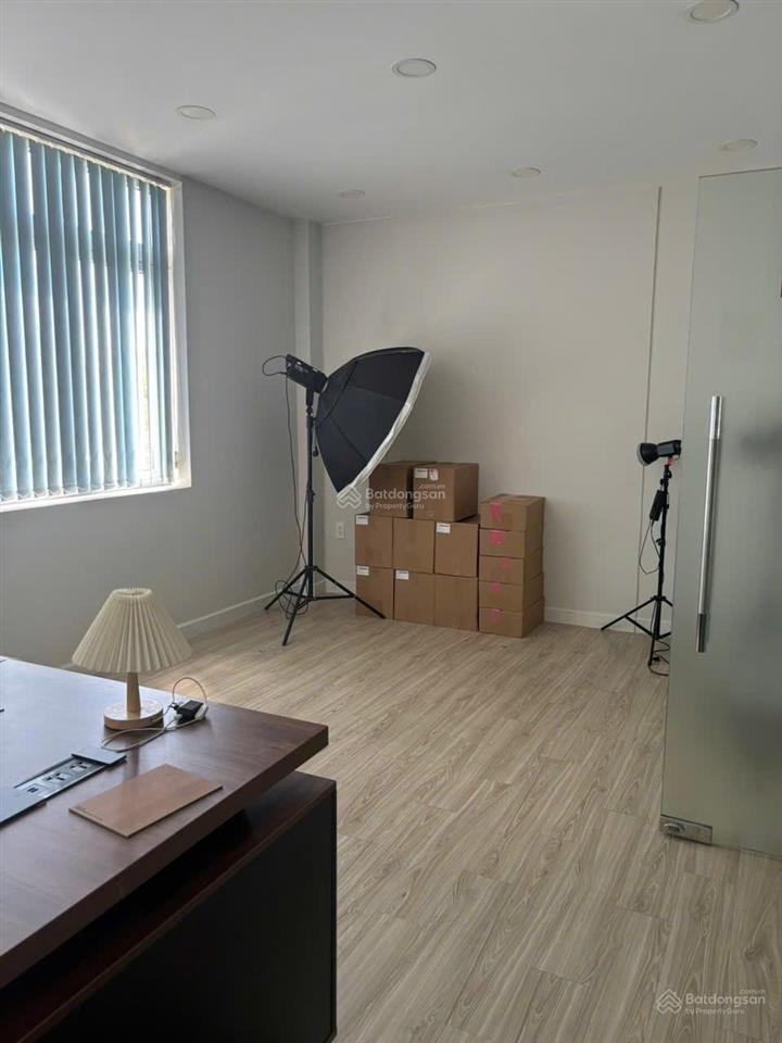 Bán căn nhà góc 2mt (6x20m) bình lợi p13 bình thạnh 1 trệt 2 lầu st 4pn 4wc giá 10 tỷ tl