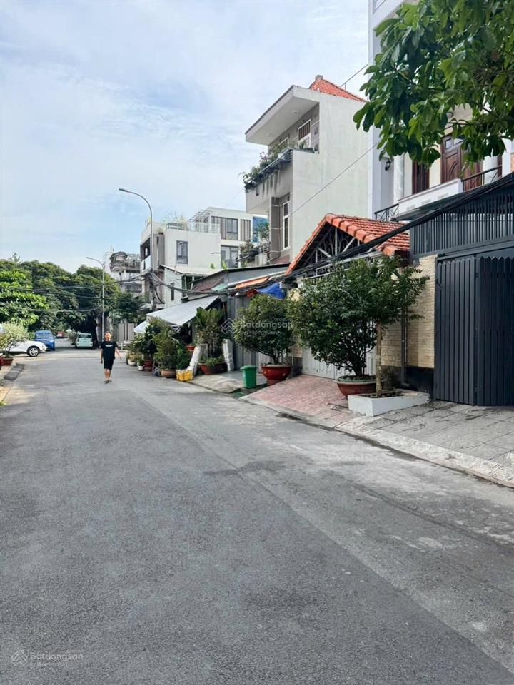 Cho thuê kho (5x20m) đường dương quảng hàm p5 gò vấp giá 10 triệu