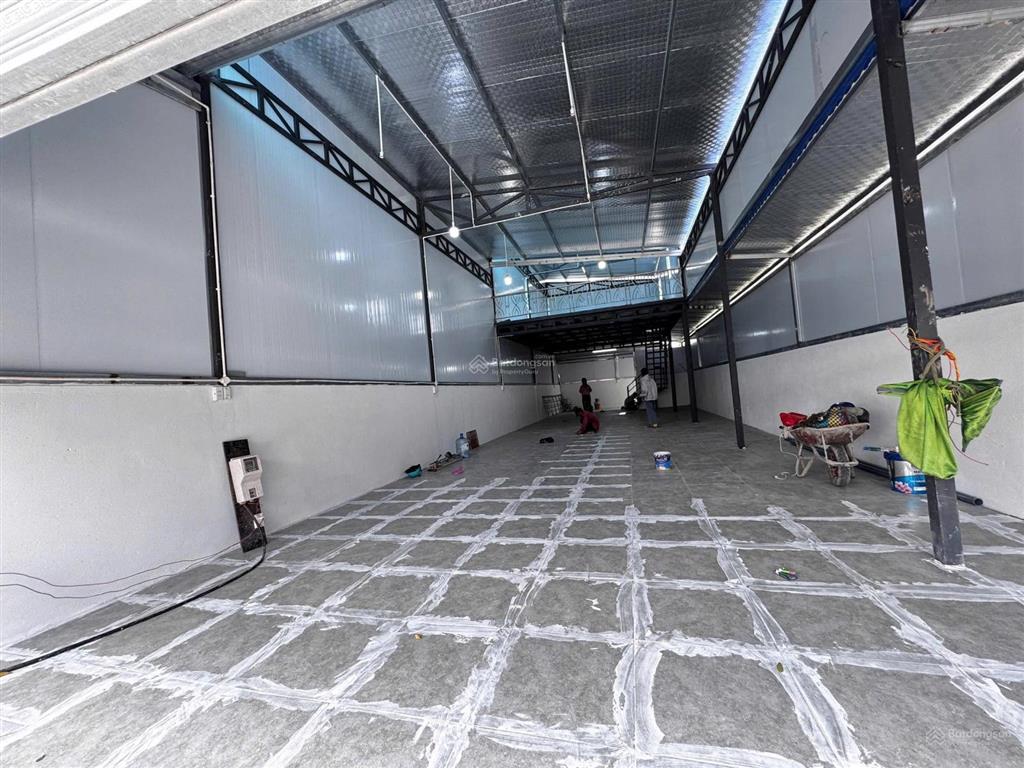 Cho thuê kho (6x20m) đường bình lợi p13 bình thạnh 120m² giá 22 triệu