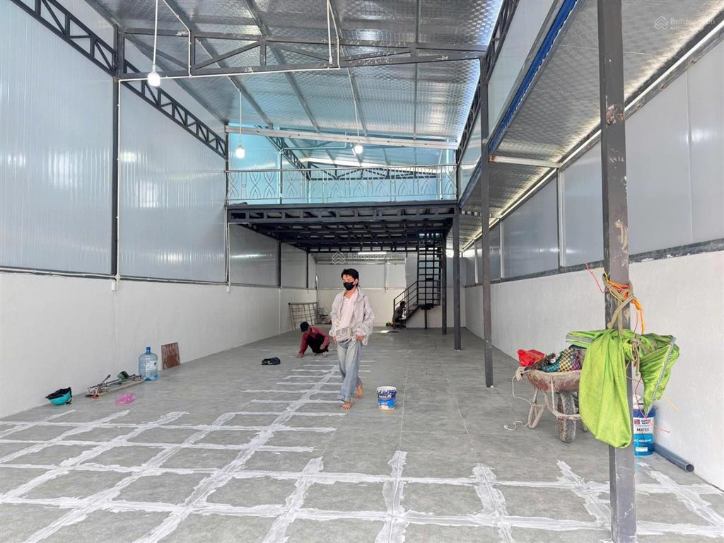 Cho thuê kho (6x20m) đường bình lợi p13 bình thạnh 120m² giá 22 triệu