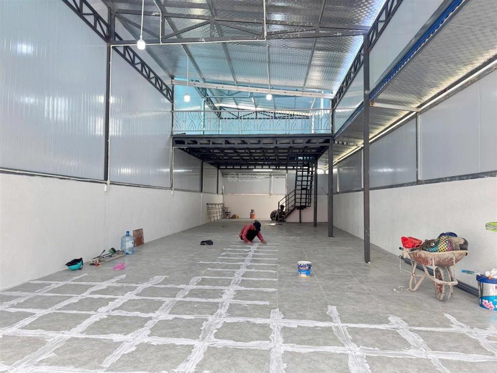 Cho thuê kho (6x20m) đường bình lợi p13 bình thạnh 120m² giá 22 triệu