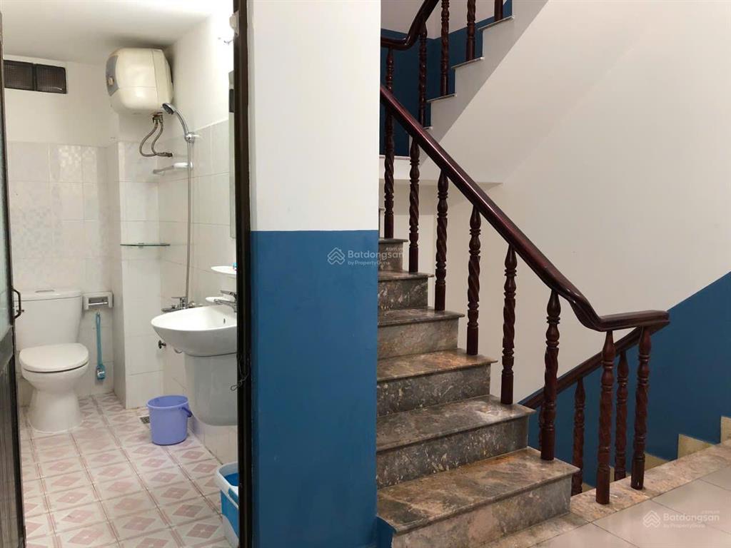Cho thuê nhà ( 5x20m) 30triệu đường bình lợi p13 bình thạnh trệt 2 lầu st