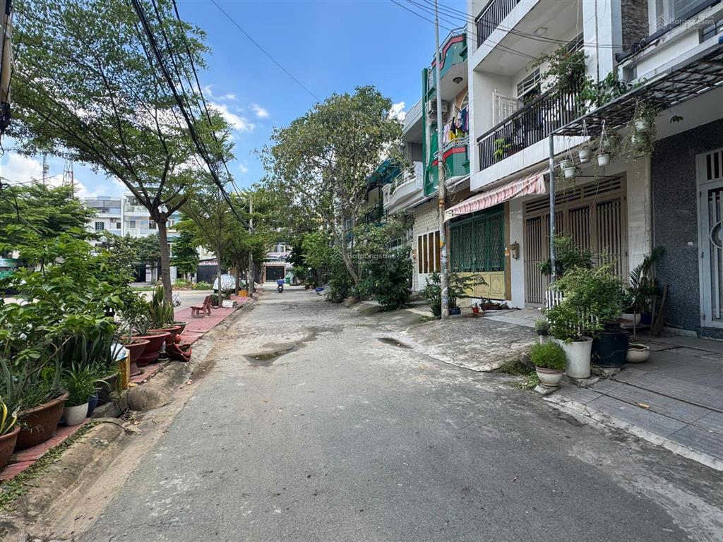 Cho thuê nhà kdc bình lợi, trệt lầu sân thượng dt (4x17m) đường bình lợi p13 bình thạnh