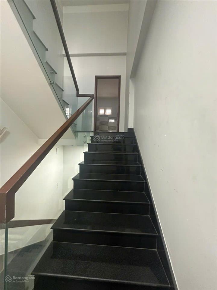 Cho thuê nhà (6x20m) giá 29 triệu/1 tháng đường bình lợi p13 bình thạnh