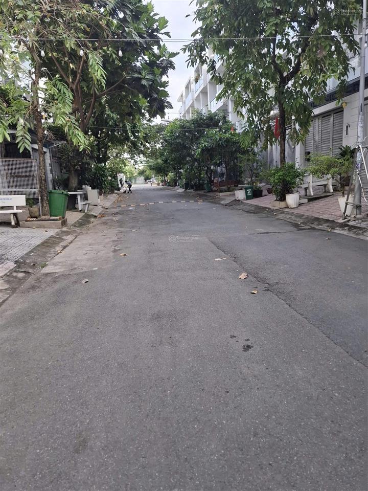 Cho thuê nhà (4x20m) 1 trệt 2 lầu st 20 triệu/1 tháng 4pn3wc đường đặng thùy trâm p13 bình thạnh