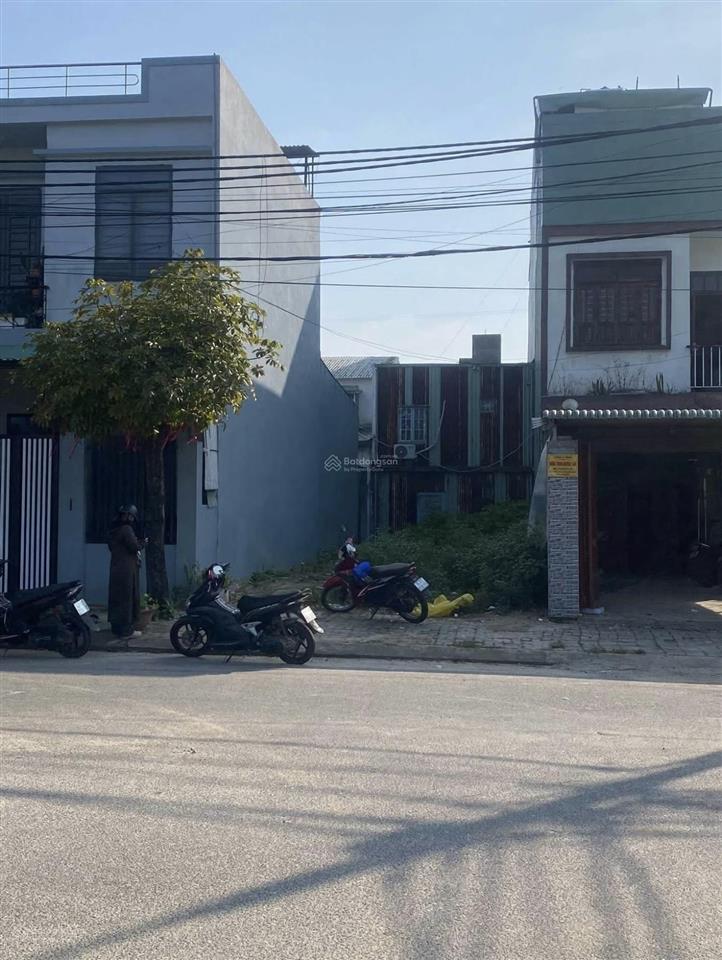 Bán đất mặt tiền đào sư tích  vị trí đối diện công viên vô cùng thoáng mát.