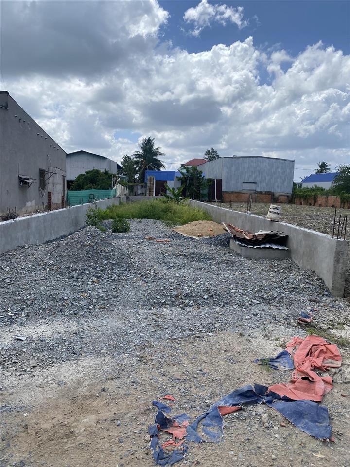 Bán gấp nền 206m2 thổ cư xã lê minh xuân, bình chánh