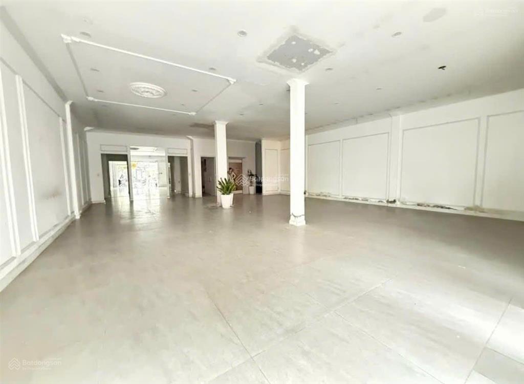 Cho thuê mặt bằng kinh doanh võ văn tần  quận 3