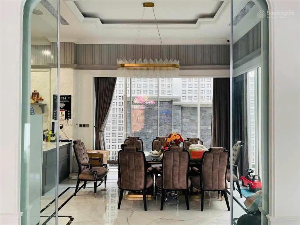 Biệt thự siêu đẹp hẻm số 2 cao thắng, quận 3 café, nhà hàng, khách sạn