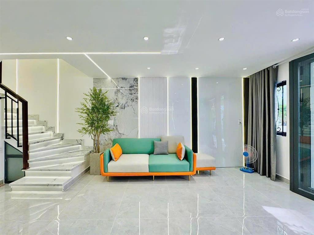Nhà hxh 4 lầu st 26/2a nguyễn bỉnh khiêm, p.đakao, quận 1