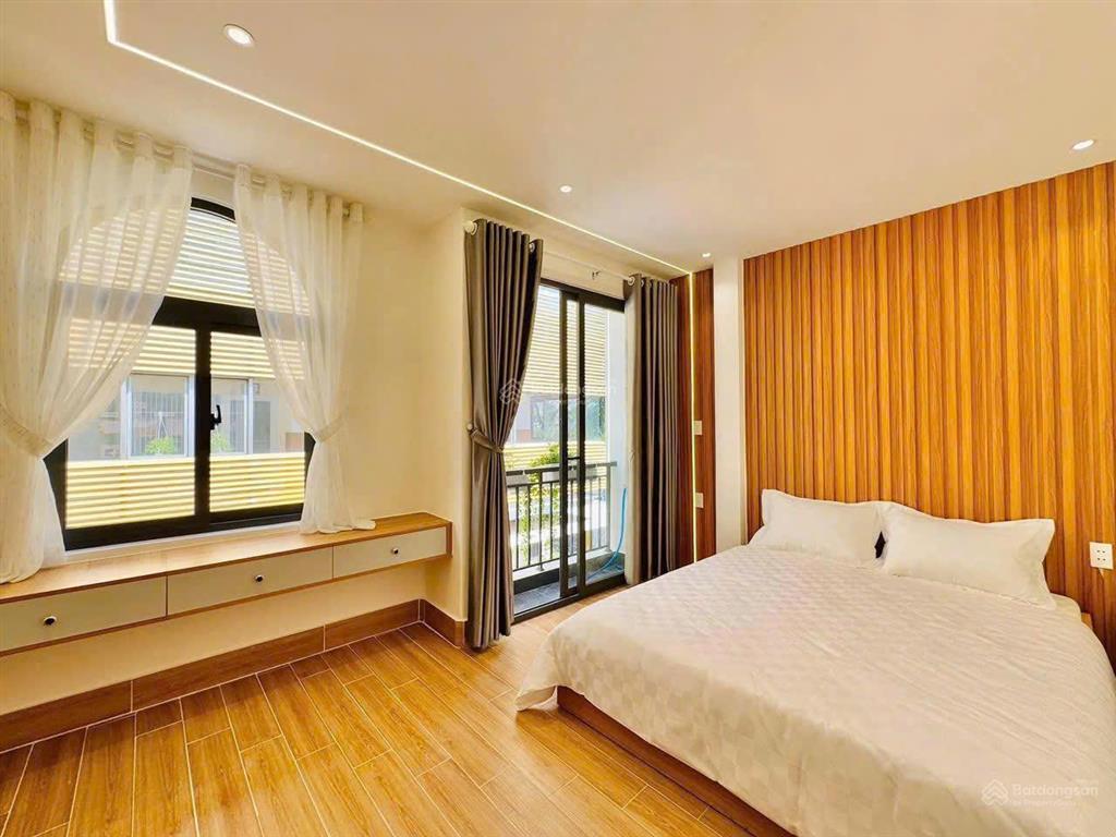 Nhà hxh 4 lầu st 26/2a nguyễn bỉnh khiêm, p.đakao, quận 1