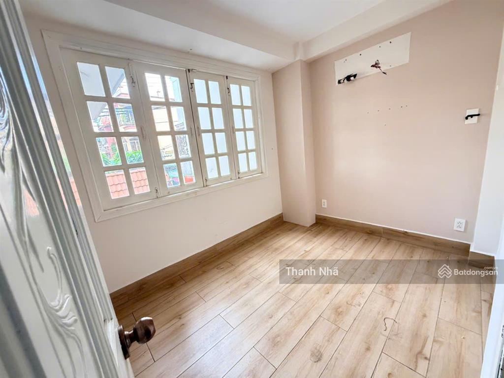 Biệt thự sang xịn trung tâm quận 10  hẻm xe tải  có gara ô tô