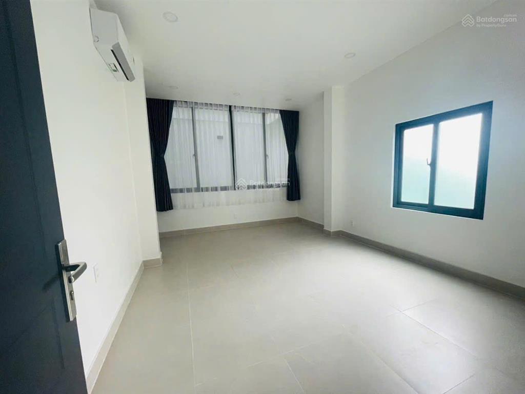 Cho thuê nhà mặt tiền đường trần thiện chánh q.10