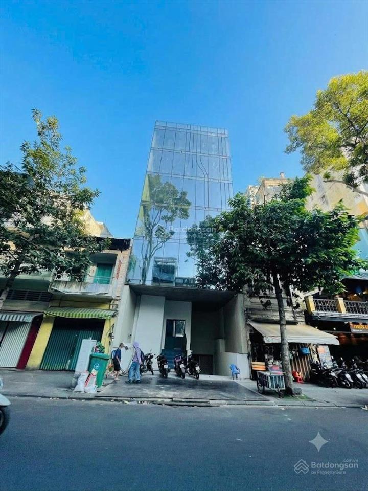 Cho thuê mặt bằng tầng trệt  trung tâm quận 1