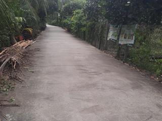 Ngang 15m dài 26m mặt tiền đường oto 3,5m long khánh cai lậy