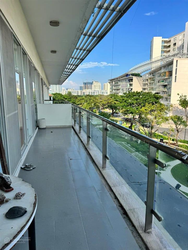 Cần bán căn hộ garden plaza 2 phú mỹ hưng  q7 dt 148m2. view kênh đào. giá 19.5 tỷ,  0934 990 ***