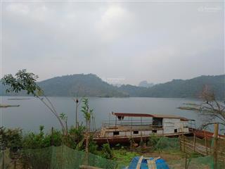 Bán lô đất bám hồ hòa bình tay chạm nước, view núi hồ cực đẹp