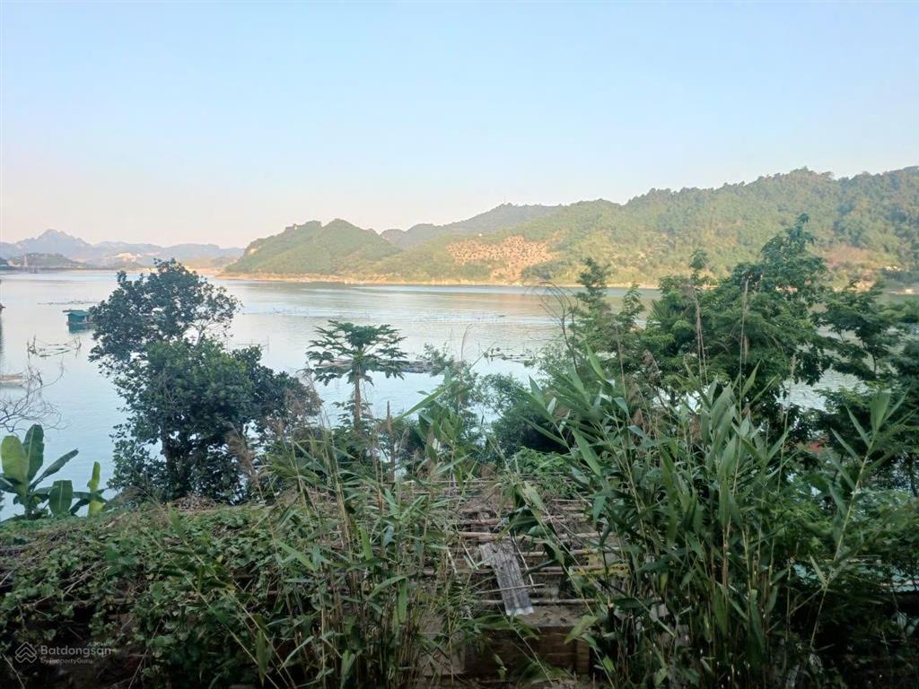 Bán 7.900m2 đất view hồ thung nai, 400m2 đất ở, ô tô vào đất 3,4 tỷ