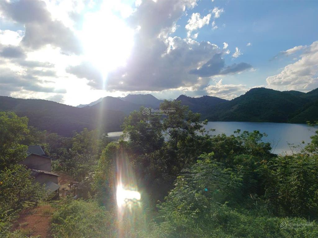 Chủ nhà giảm giá sâu  lô đất view hồ hòa bình tại đà bắc, phú thọ