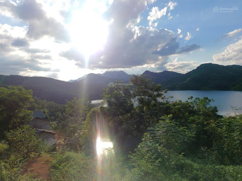 Chủ nhà giảm giá sâu  lô đất view hồ hòa bình tại đà bắc, phú thọ