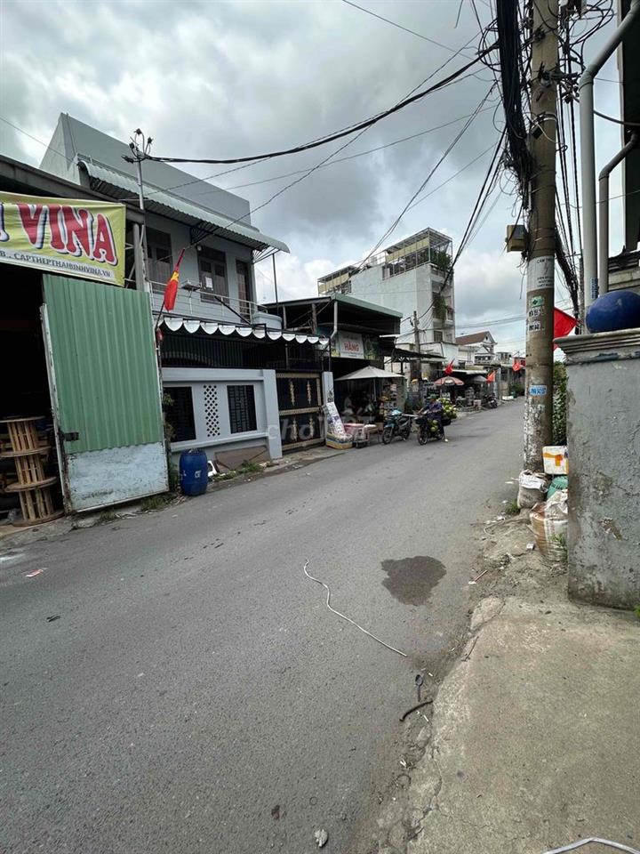 Kho ngang 6m đường container quay đầu