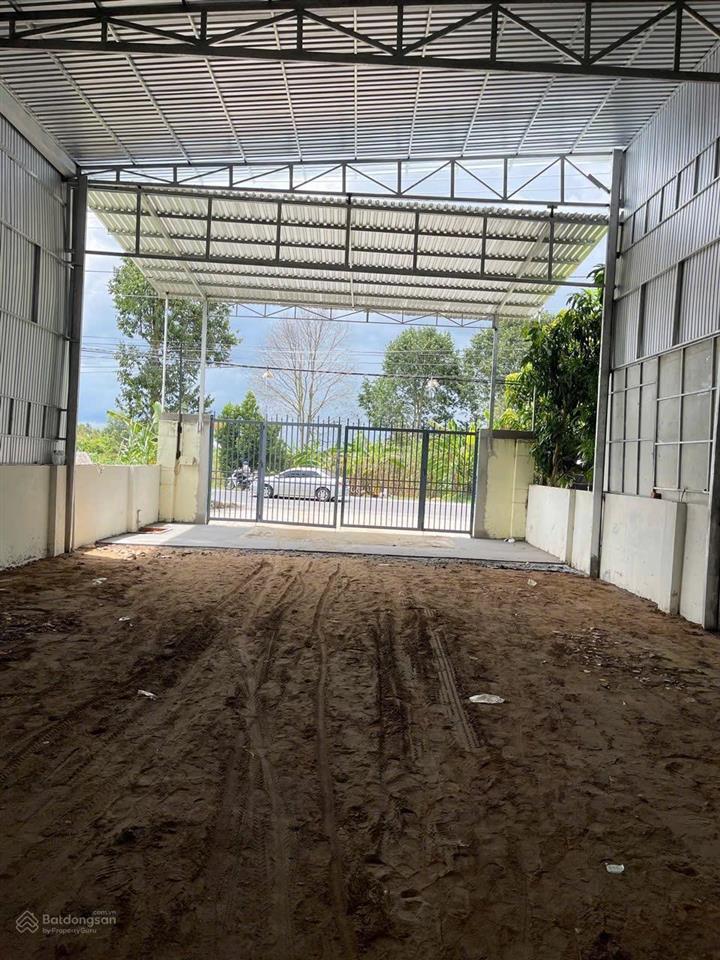 Chính chủ gửi bán kho giá rẻ giá hời mặt tiền quốc lộ 61c, phong điền tp cần thơ