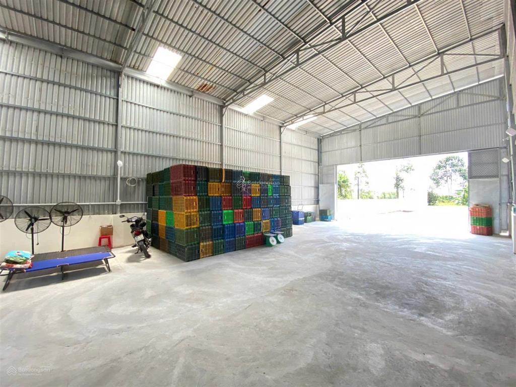 Chính chủ gửi bán kho giá rẻ giá hời mặt tiền quốc lộ 61c, phong điền tp cần thơ