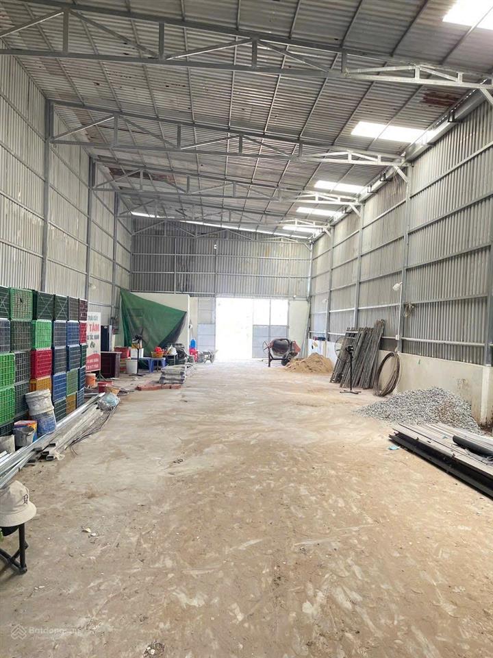 Chính chủ gửi bán kho giá rẻ giá hời mặt tiền quốc lộ 61c, phong điền tp cần thơ