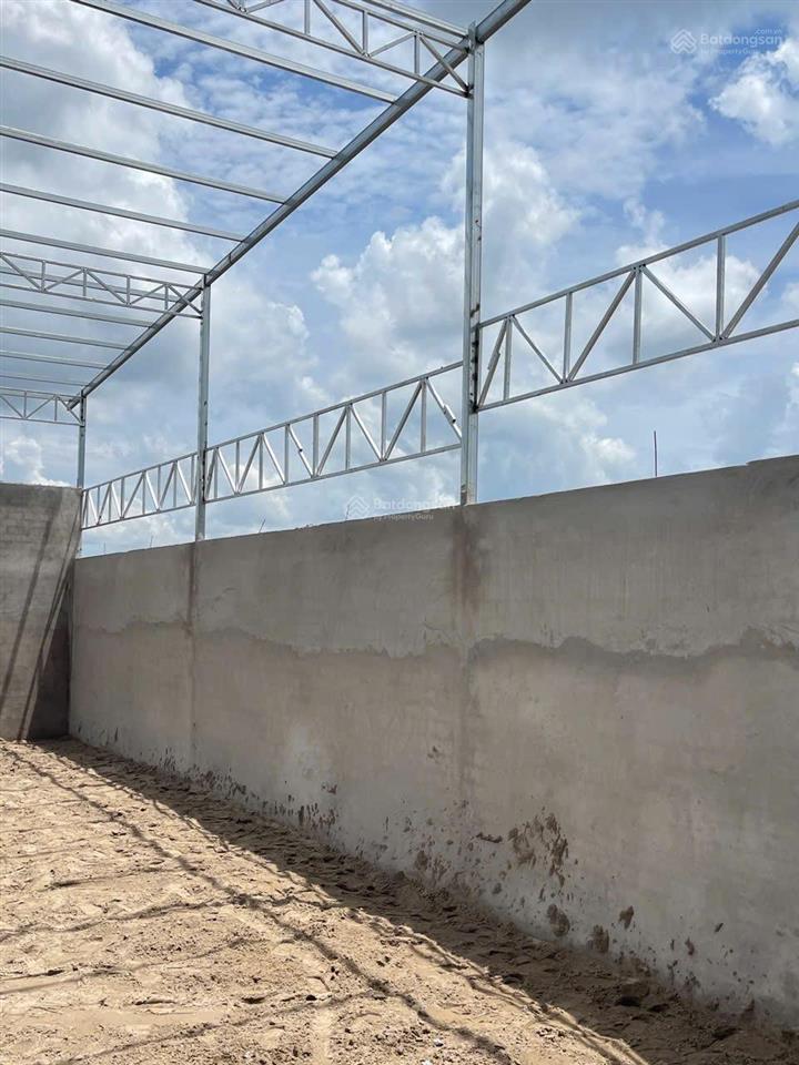 Chính chủ gửi bán kho giá rẻ giá hời mặt tiền quốc lộ 61c, phong điền tp cần thơ